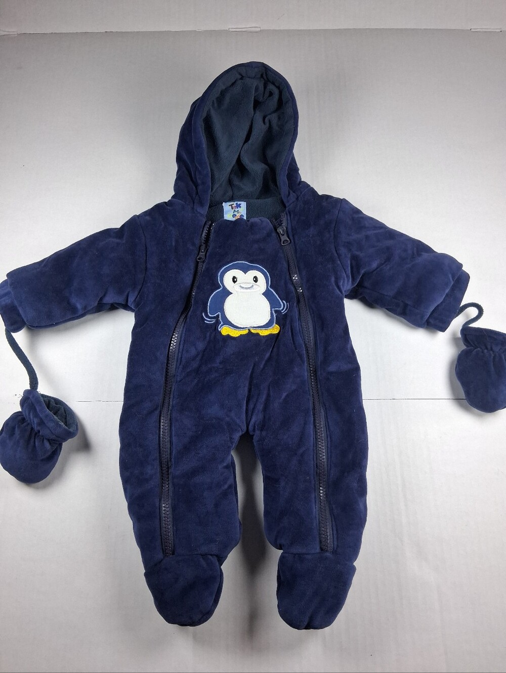 Baby Snowsuit warm Fleece Feel Mittens Size 0-3 Months